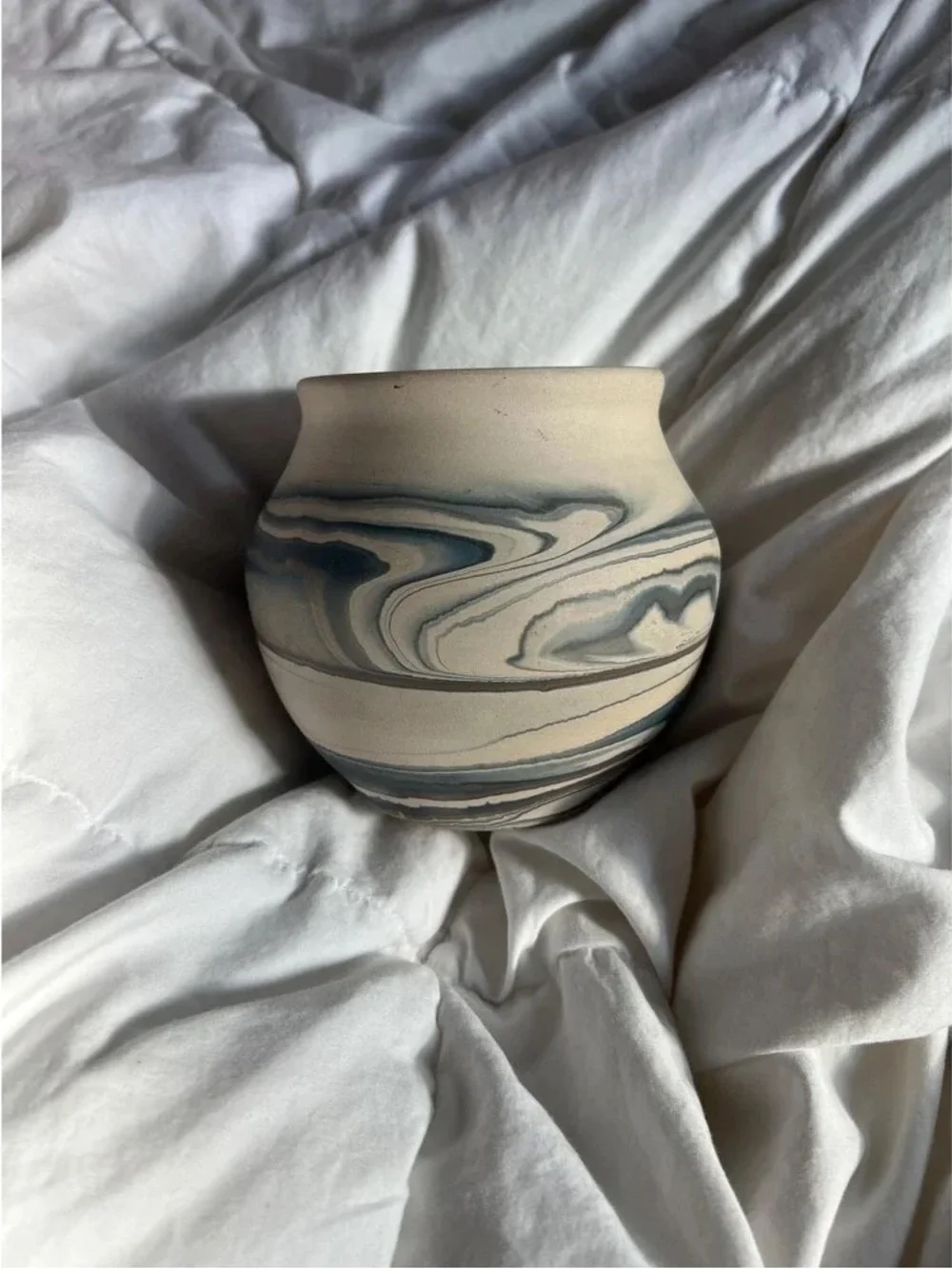 Handmade Marbled Ceramic Vase in Cream and Gray - Picture 3 of 6
